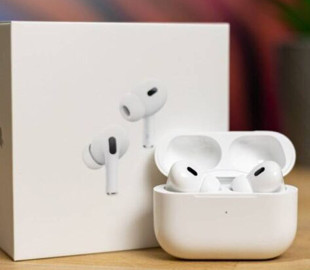 Експерти назвали характеристики нових AirPods Pro 3