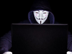 Восстановить права украинского народа и уйти в отставку, - Anonymous обрушили госсайты РФ и объявили свои требования к Путину