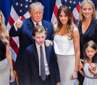 NYT: за останній місяць сім’я Трампа заробила близько $2 млрд