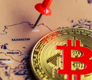 Новий удар в спину Путіну: росіян "депортують" з першої криптобіржі Казахстану