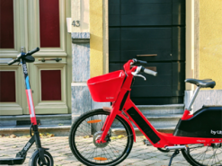 Скутеры используют ИИ для того, чтобы определять пешеходов и тротуары