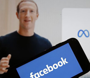 Meta выпустит собственные часы: появилось фото