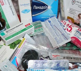 Повинні бути під рукою: які ліки потрібні в аптечці під час перебоїв зі світлом