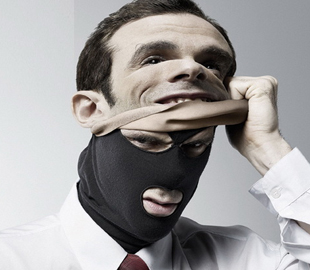 Фейковий боєць ЗСУ обдурив жінку на сотні тисяч гривень