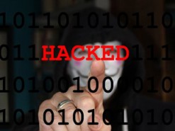 Украинские хакеры начали вымогать выкупы в биткоинах
