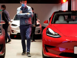 Китайский рынок электромобилей восстанавливается, Tesla лидирует