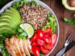 Голод та упередження: міфи та факти про правильне харчування