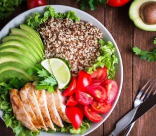 Голод та упередження: міфи та факти про правильне харчування