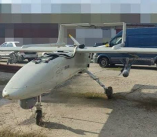 Безпілотник завдав удару по аеродрому в РФ: що відомо