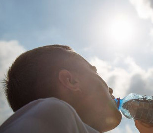 У Києві заборонили брати воду в бюветах: у чому причина