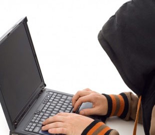 В Днепре разоблачили банду, которая через интернет продавала в США и ЕС анаболики