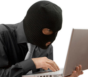 Украинцев атакуют интернет-мошенники: названы самые популярные виды обмана