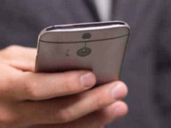 Шахраї придумали хитру схему: знімають кошти українських біженців