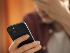 Телефон завис? Способи перезавантаження для Android та iPhone