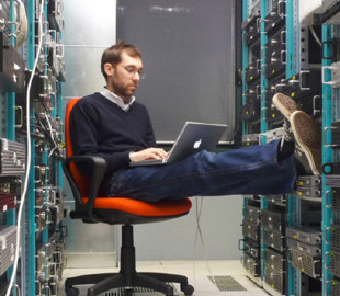 Зарубежные IT-специалисты в Украине будут платить налоги онлайн: Рада приняла закон о е-резидентах