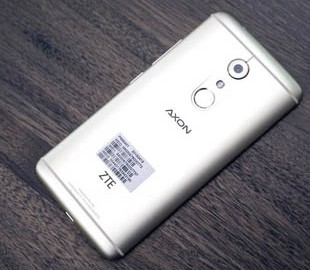 ZTE приглашает желающих протестировать бета-версию Android 8.0 Oreo для смартфона ZTE Axon 7