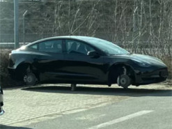 Грабители обокрали центр доставки Tesla в Германии