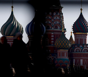 ЄС засуджує гібридні кампанії Росії проти нього та країн-партнерів