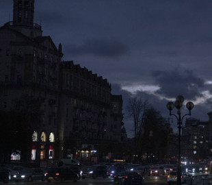 Загроза блекауту в Києві: що відомо про аварійні відключення світла і можливу евакуацію людей