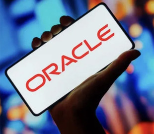Oracle могли зламати: хакери шантажують топів компаній вкраденими даними