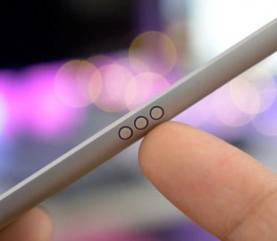 Названа дата выпуска iPhone без разъёмов