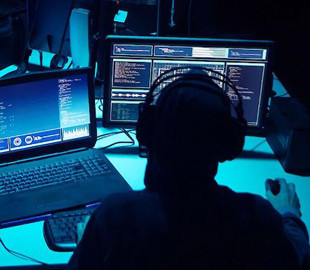 Иранские хакеры создали ботоферму из суперкрасоток и выманивали данные у военных США