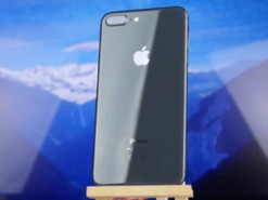 Apple не будет называть новые iPhone “S-моделями”