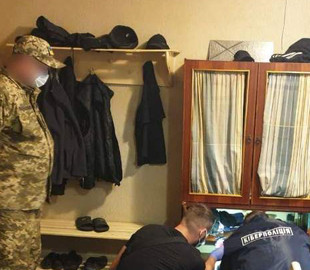 Заключенный колонии создал фейковый Интернет-магазин и заработал более 300 тысяч гривен