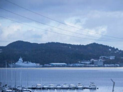 Країна-терорист скуповує в Норвегії будівлі з видом на військові бази