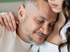 Ектор Хіменес-Браво показав фото з коханою