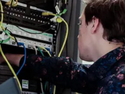 Российские IT-компании уже не могут купить сервера: просят помощи у власти