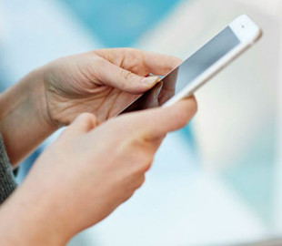 Учителям без компьютеров в МОН порекомендовали пользоваться телефонами