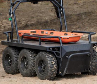 В Україні запустили у серійне виробництво робота, який може евакуювати одразу двох поранених