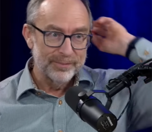 Засновник Wikipedia Джиммі Вейлз покинув інтерв'ю через запитання про його статус