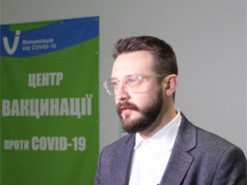 «Ковід-сертифікат стає важливим щоденним документом»: керівник «Дії» Мстислав Банік у Полтаві