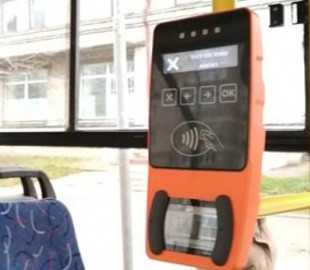 Из киевского общественного транспорта убрали кондукторов: как теперь оплатить проезд
