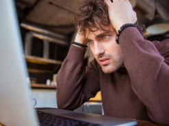 Админы соцсетей рассказали, как помогают украинцам в зоне боевых действий