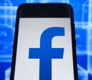 МінСтець хоче отримати право штрафувати Facebook