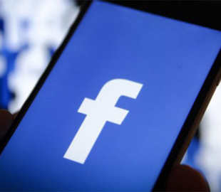 Facebook будет понижать приоритет публикаций с сомнительной мединформацией