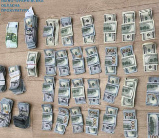 В Україні викрито групу аферистів, які виманили понад мільйон гривень