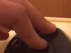 20-летний солдат не смог набрать номер на дисковом телефоне