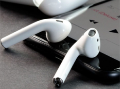 Новые AirPods продаются хуже, чем ожидала Apple