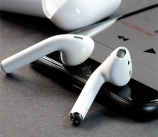 Новые AirPods продаются хуже, чем ожидала Apple