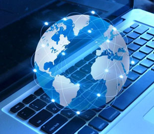 Чем современное развитие интернет-технологий может угрожать человечеству