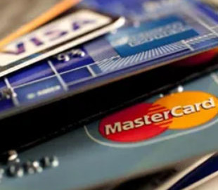 Мошенники списали с карты ПриватБанка 111 тысяч грн при лимите в 10 тысяч: возможен суд