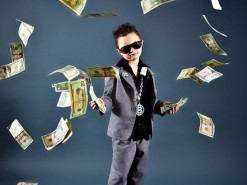 Несовершеннолетний украинец сдал доступ к интернет-банкингу своего деда в аренду