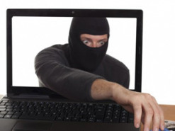 У Харкові з в’язниці ошукували клієнтів OLX: До схеми підключили неповнолітніх