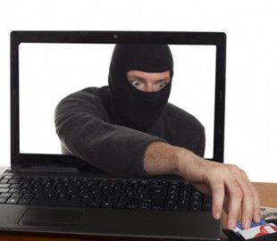 У Харкові з в’язниці ошукували клієнтів OLX: До схеми підключили неповнолітніх