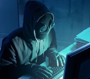 Мошенники шантажируют украинцев публикацией интимных фотографий