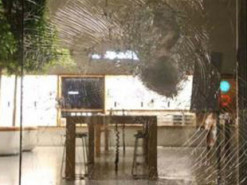 Apple закрыла свои магазины в США из-за вандализма